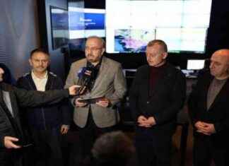 Doğal Gaz Patlamasının Neden Olduğu Binadaki Hasar Gün Ağarınca Ortaya Çıktı doal-gaz-patlamasnn-neden-olduu-binadaki-hasar-gn-aarnca-ortaya-kt