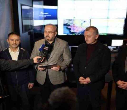 Doğal Gaz Patlamasının Neden Olduğu Binadaki Hasar Gün Ağarınca Ortaya Çıktı doal-gaz-patlamasnn-neden-olduu-binadaki-hasar-gn-aarnca-ortaya-kt