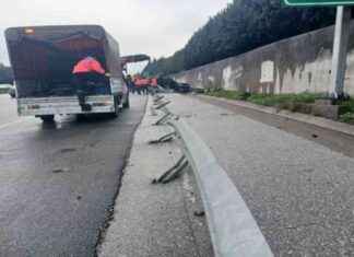 TEM Otoyolu’nda Otomobil Kaza Yaptı; 1 Yaralı tem-otoyolunda-otomobil-kaza-yapt-1-yaral