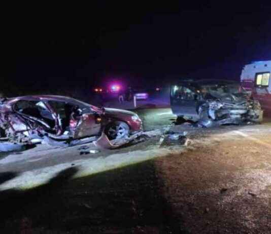 Hafif Ticari Araçla Otomobil Kaza Yaptı: 7 Yaralı hafif-ticari-arala-otomobil-kaza-yapt-7-yaral