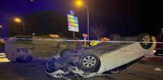 İzmit’te Otomobil ile Hafif Ticari Araç Çarpıştı: 4 Yaralı Durumda izmitte-otomobil-ile-hafif-ticari-ara-arpt-4-yaral-durumda