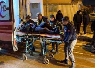 Bursa’da Motosiklet ve 2 Otomobil Kaza: 2 Yaralı bursada-motosiklet-ve-2-otomobil-kaza-2-yaral