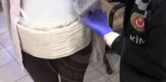 Kaçak cep telefonlarıyla yakalanan kişiye binek sarılı bez suçu kaak-cep-telefonlaryla-yakalanan-kiiye-binek-sarl-bez-suu