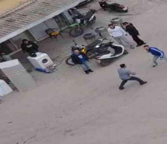 Kamera Kayıtlarında Husumetliyi Bıçakla Öldüren Şahıs Olayı kamera-kaytlarnda-husumetliyi-bakla-ldren-ahs-olay