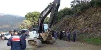 Tarım arazisindeki konteyner yıkımı işlemi ertelendi tarm-arazisindeki-konteyner-ykm-ilemi-ertelendi