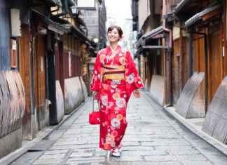 Kimono Moda Haftası: Geleneksel Şıklığın Modern Yorumu Komonomoda.com - Kimono Modelleri - Kimono Stilleri - En Popüler Kimono Giysileri