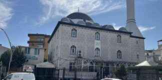 Cami tuvaletinde silahla vurulan kişi bulundu cami-tuvaletinde-silahla-vurulan-kii-bulundu