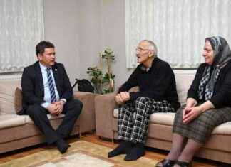 Osmangazi Belediye Başkanı Aydın’ın İftar Sonrası Ev Ziyaretleri osmangazi-belediye-bakan-aydnn-iftar-sonras-ev-ziyaretleri