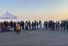 Tekirdağ’da Büyük İftar Etkinliğinde Uzun Kuyruklar Oluştu tekirdada-byk-iftar-etkinliinde-uzun-kuyruklar-olutu