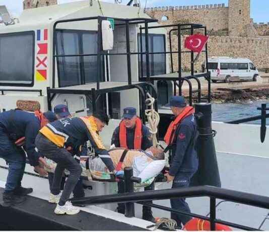 Çanakkale’de Solunum Yetmezliği Hasta Sahil Güvenlik Botu Tahliye anakkalede-solunum-yetmezlii-hasta-sahil-gvenlik-botu-tahliye