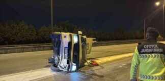 TEM Otoyolu İzmit Geçişinde Minibüs Kaza Yaptı tem-otoyolu-izmit-geiinde-minibs-kaza-yapt
